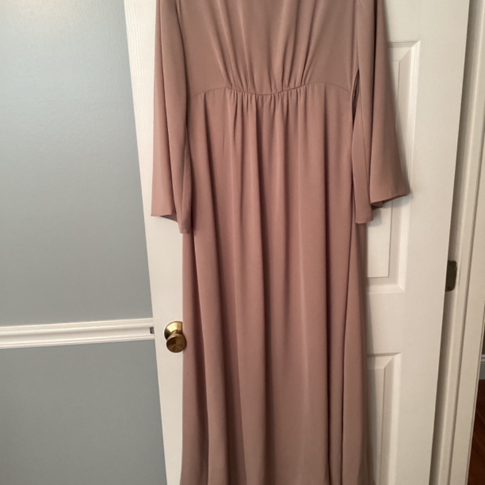 Inayah Modest Dress - Picture 3 of 3